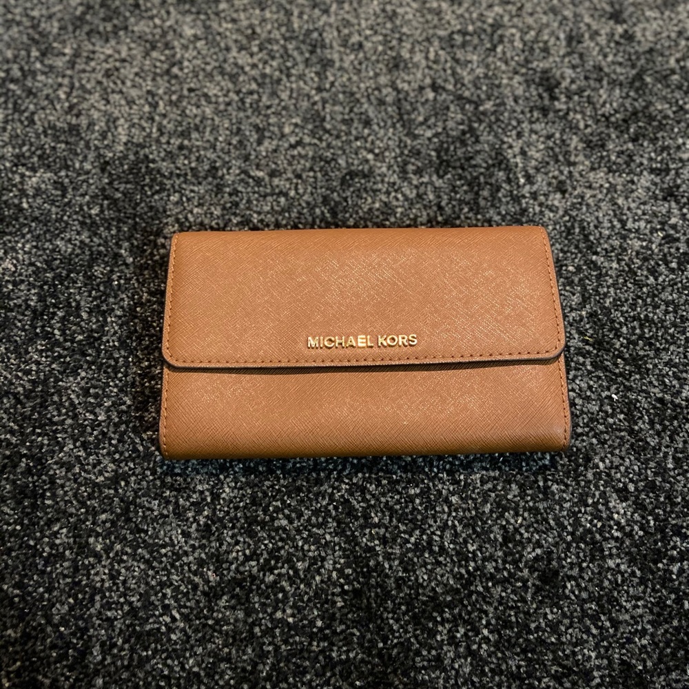 MICHAEL KORS Leather Convertible Crossbody Bag